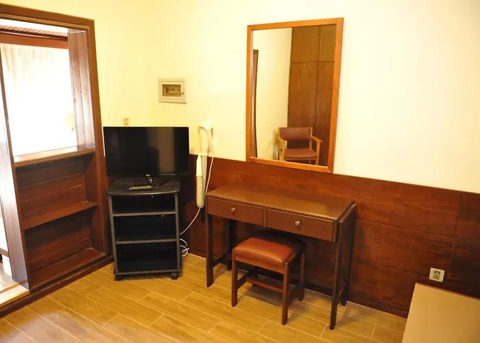 Niki Hotel Apartments